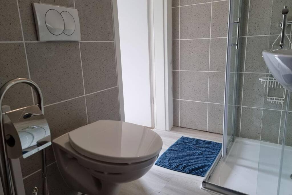 Ferienwohnung/Monteurwohnung Alte Garage Ahnatal Dış mekan fotoğraf