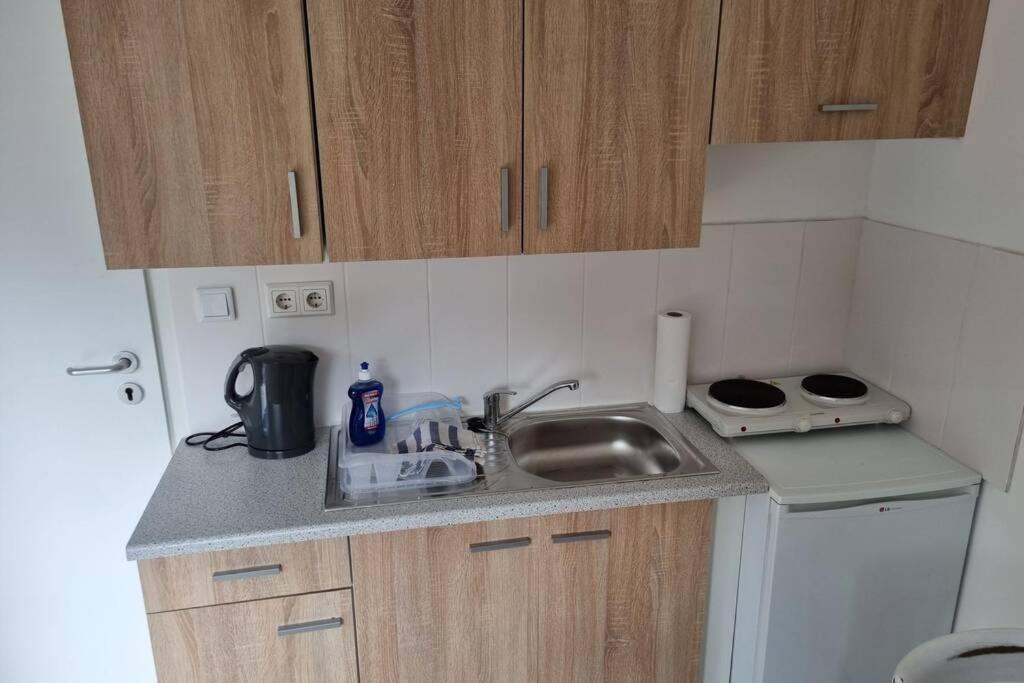 Ferienwohnung/Monteurwohnung Alte Garage Ahnatal Dış mekan fotoğraf