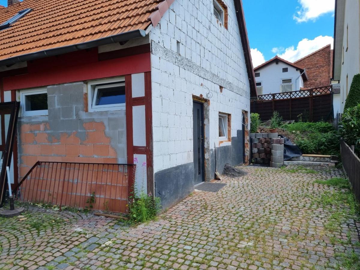 Ferienwohnung/Monteurwohnung Alte Garage Ahnatal Dış mekan fotoğraf